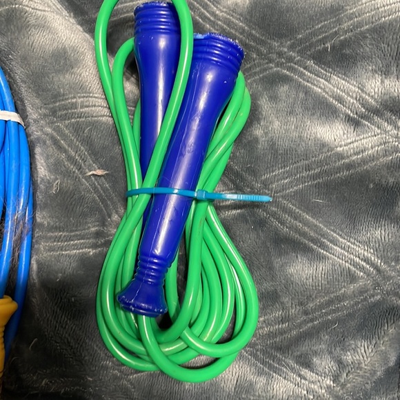 Jump ropes - Picture 2 of 4